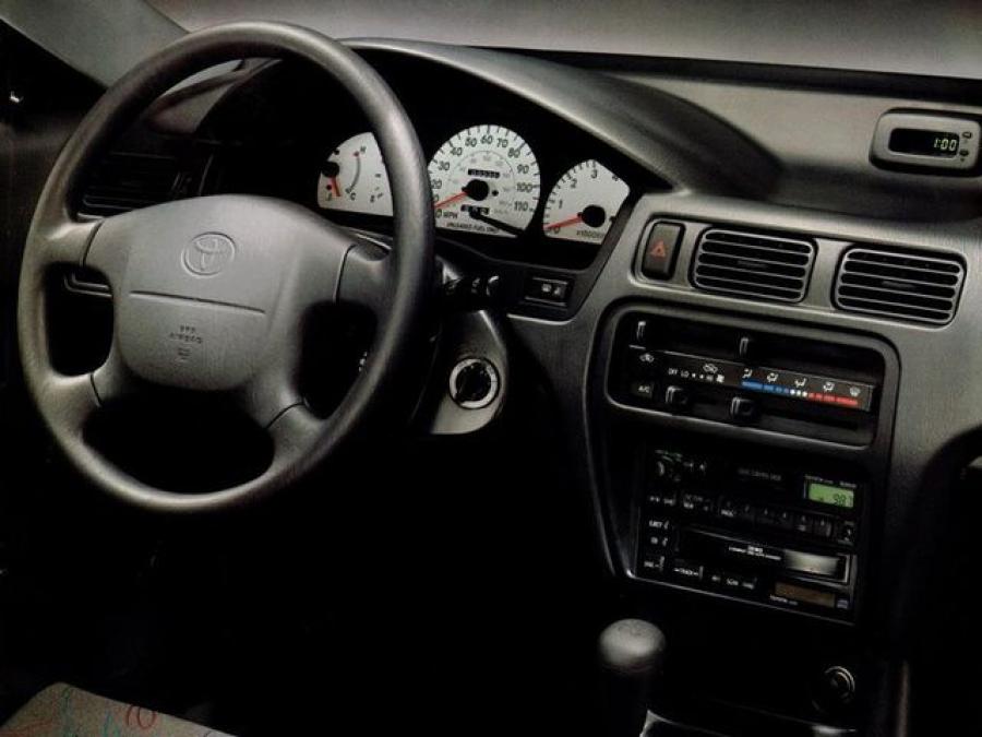  Toyota Paseo 1995 года  (фото 5 из 8)